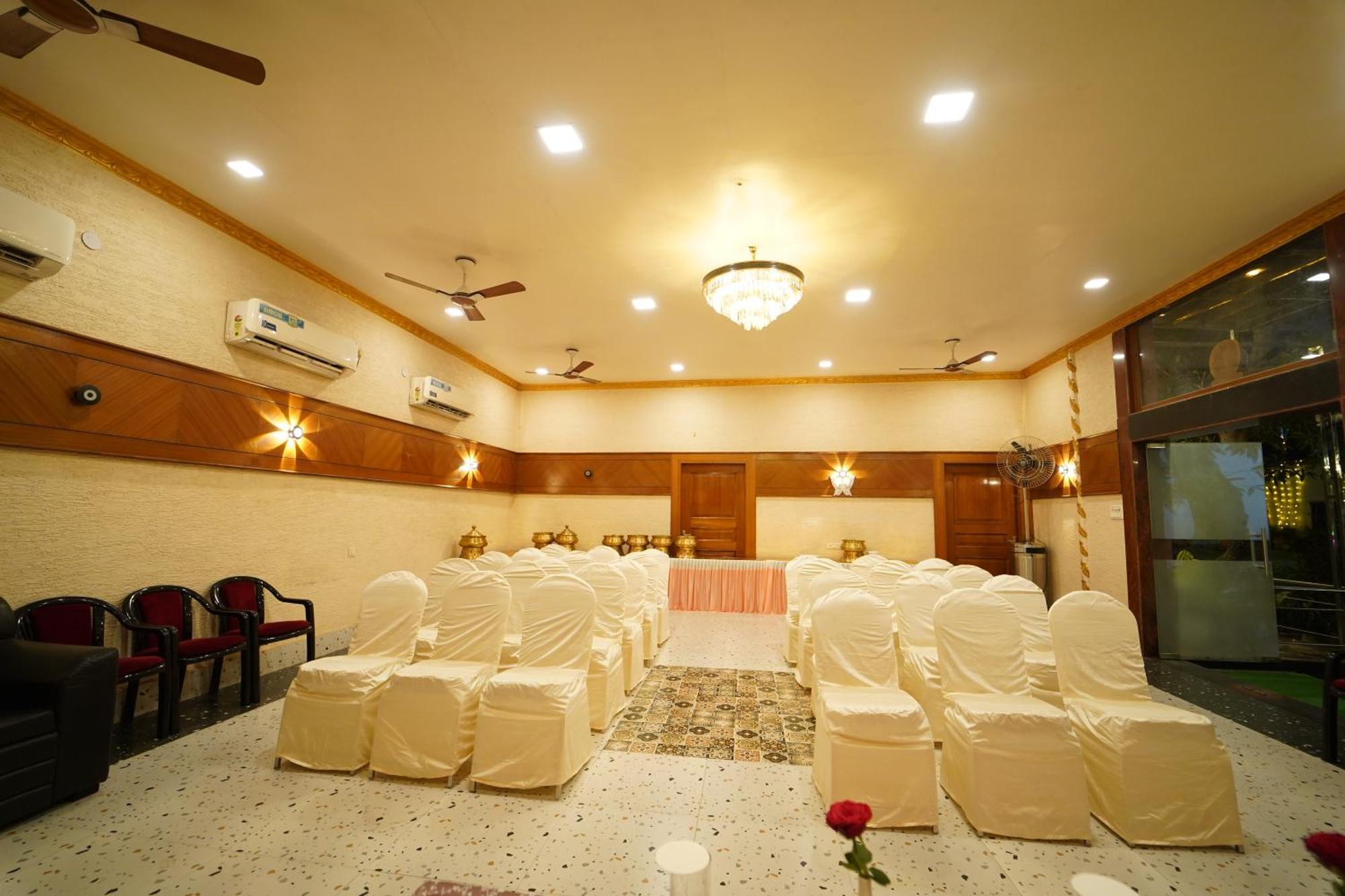 Hotel Ananta Sayana Bhubaneswar Ngoại thất bức ảnh